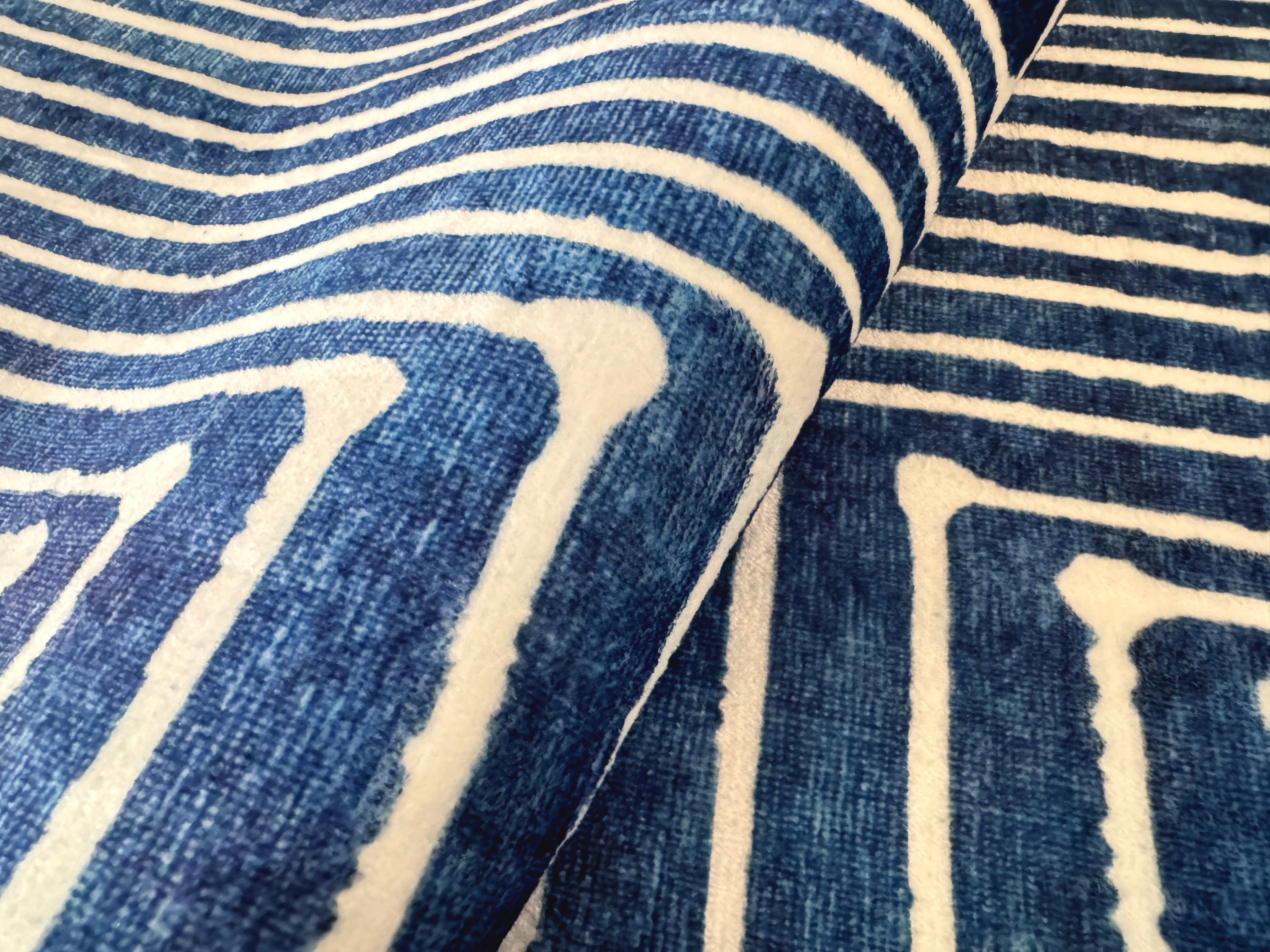 GLN Rugs Assos - Machine Washable Area Rug - Turkish Blue Home Rugs