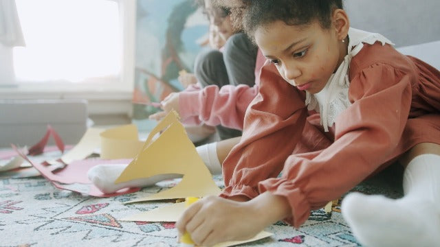 GLN Rugs Knossos - Machine Washable Area Rug - Turkish Red/Beige Home Rugs